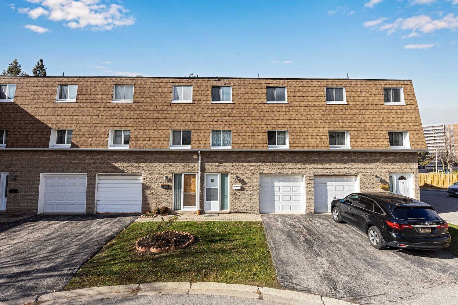 200-282 Bridletowne Cir. 200 Bridletowne Circle Townhouses is located in  Scarborough, Toronto - image #2 of 2