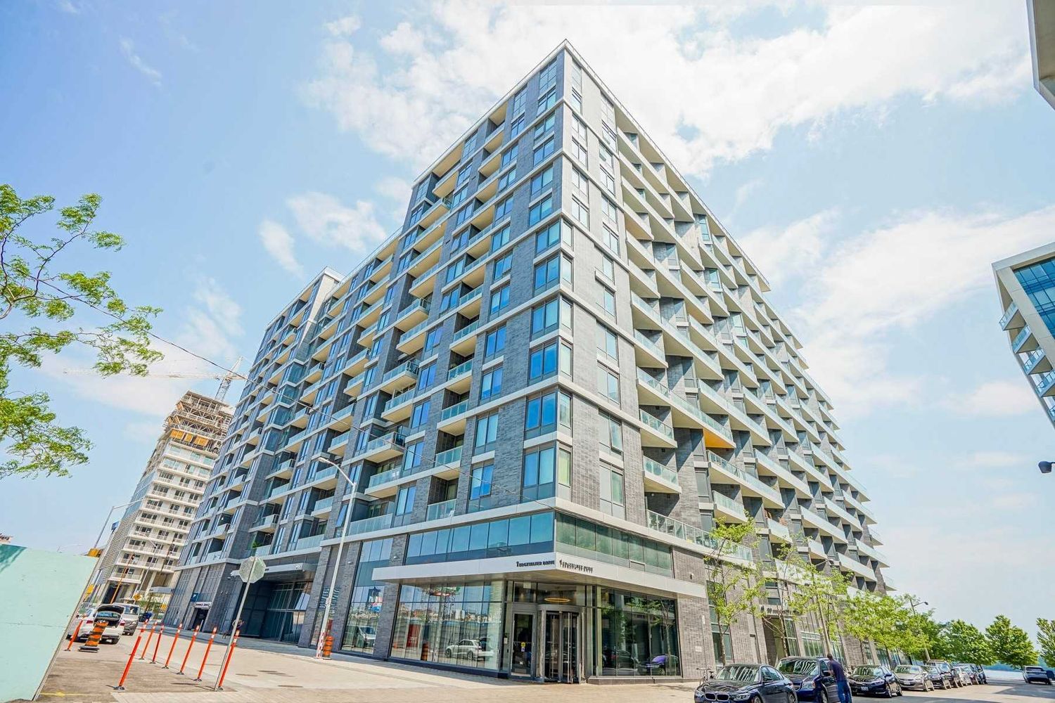 1 Edgewater Drive. Aquavista Condos at Bayside is located in  Downtown, Toronto - image #1 of 4