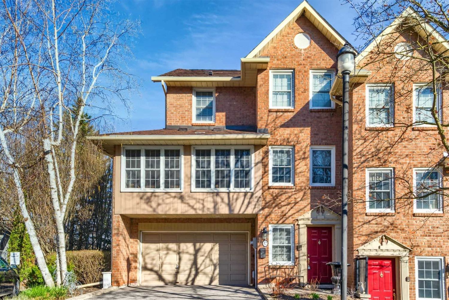 1-17 Warbrick Lane. 1 Warbrick Lane Townhouses is located in  Caledon, Toronto - image #1 of 2