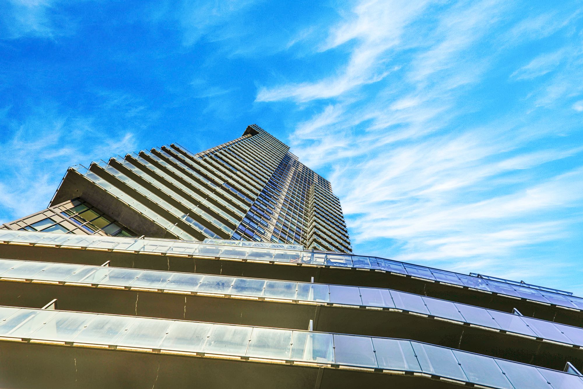 825 Church St The Milan 3 Condos for Sale & 7 Units for Rent