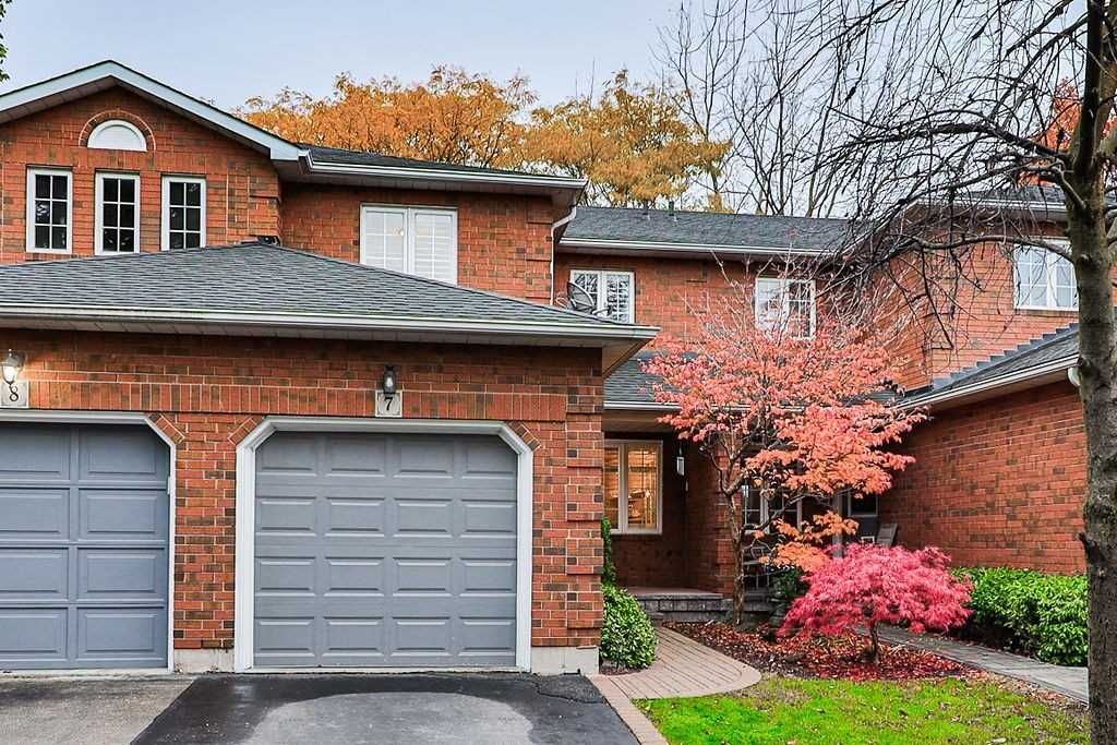 142-146 Plains Road E. 146 Plains Road East Townhomes is located in  Burlington, Toronto - image #2 of 2