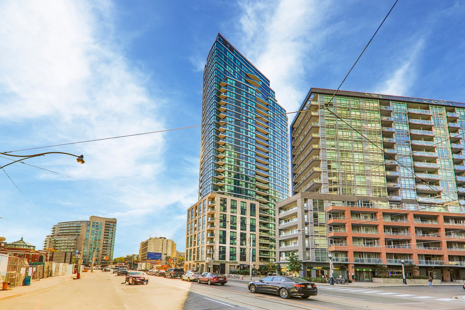 600 Fleet Street. Malibu Condos at Harbourfront is located in  Downtown, Toronto - image #2 of 5