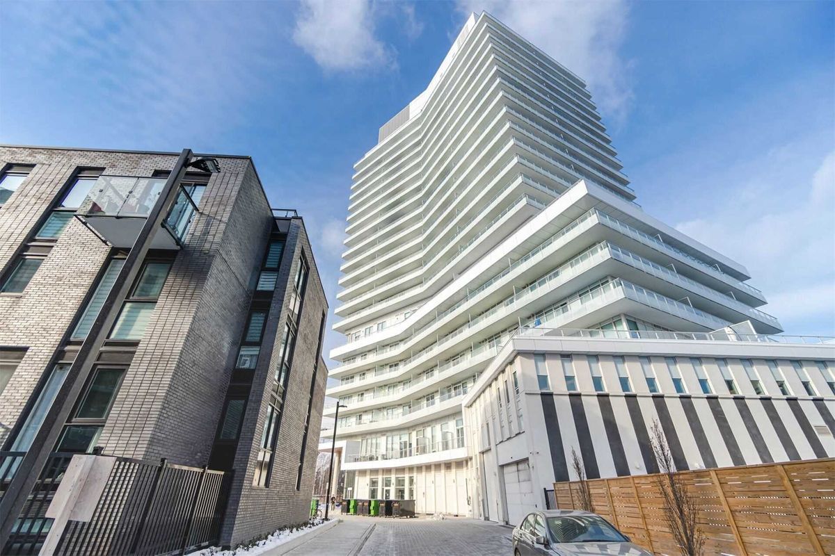 10-20 Brin Drive. Kingsway By The River is located in  Etobicoke, Toronto - image #1 of 3