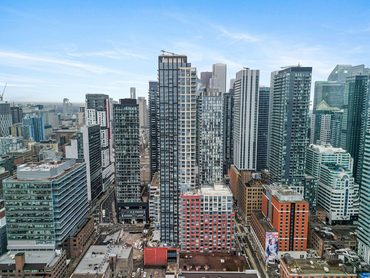 350 Adelaide Street W. Peter & Adelaide Condos is located in  Downtown, Toronto - image #2 of 5