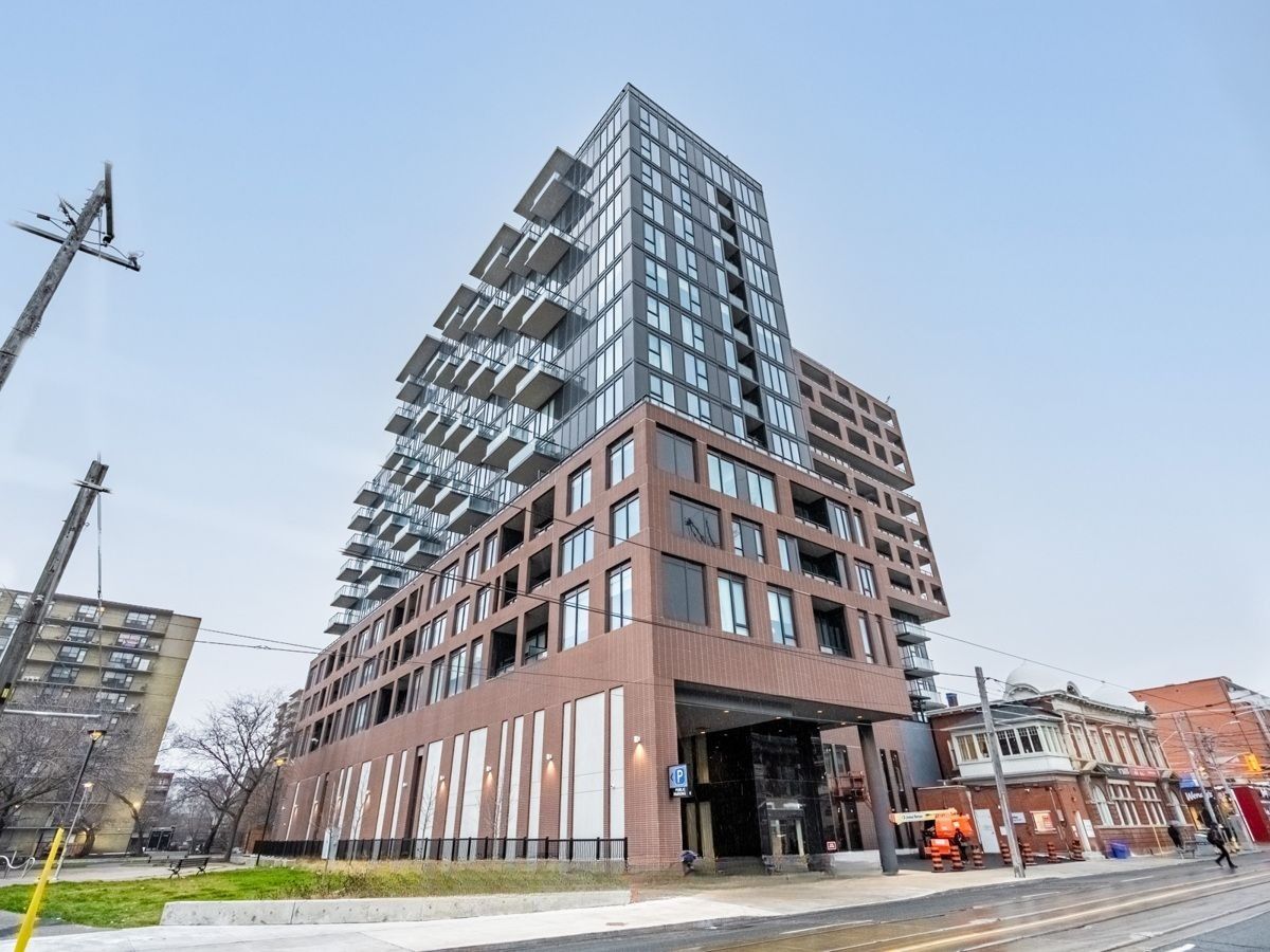 1221 King Street. XO Condos is located in  West End, Toronto - image #2 of 3