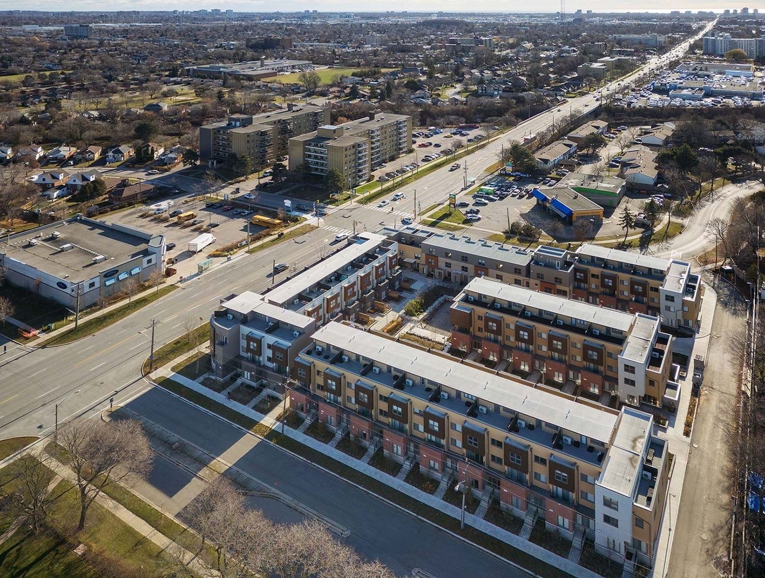 3A Clintwood Gate. 3A Clintonwood Gate is located in  North York, Toronto - image #3 of 3