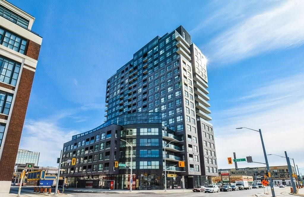 1 Victoria Street. One Victoria Condominiums is located in  Kitchener, Toronto - image #1 of 11