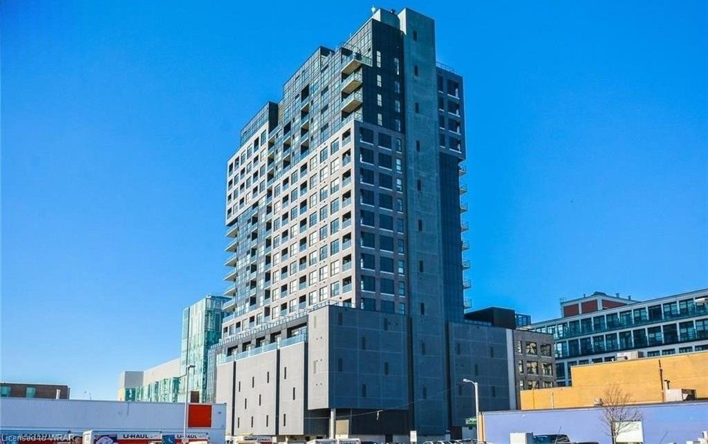 1 Victoria Street. One Victoria Condominiums is located in  Kitchener, Toronto - image #2 of 11