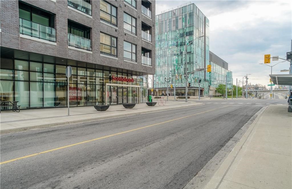 1 Victoria Street. One Victoria Condominiums is located in  Kitchener, Toronto - image #3 of 11