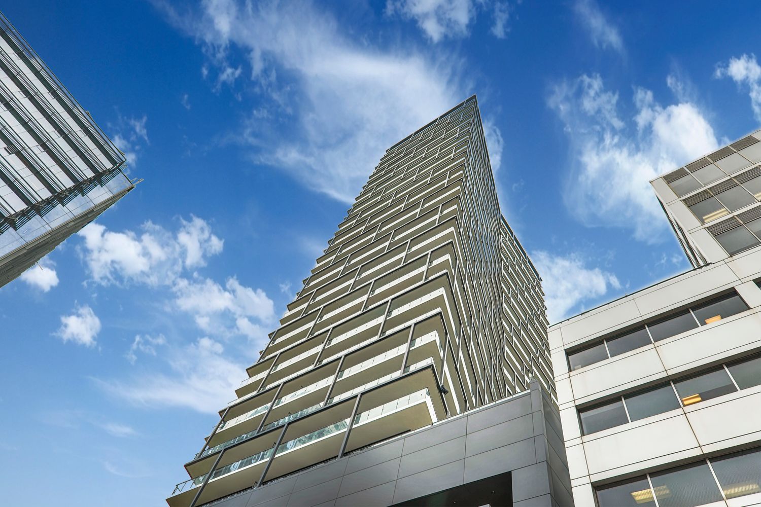 125 Peter Street. Tableau Condominiums is located in  Downtown, Toronto - image #4 of 5