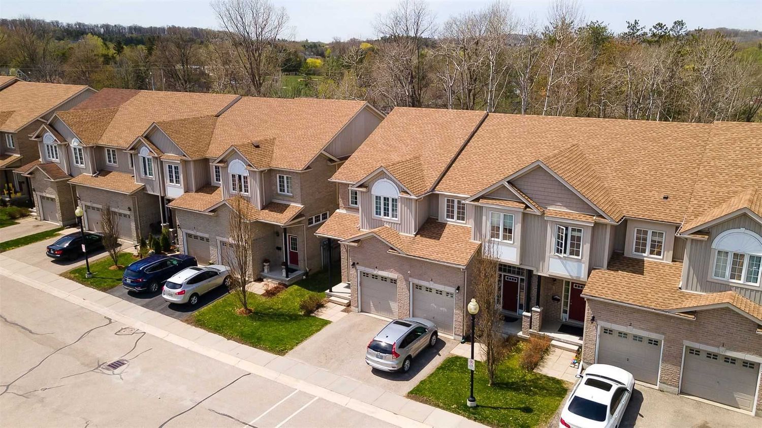 105 Pinnacle Drive. Doon Settlement is located in  Kitchener, Toronto - image #1 of 6