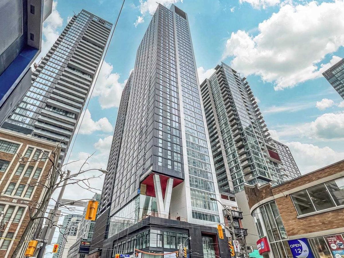 357 King Street W. 357 King Condos is located in  Downtown, Toronto