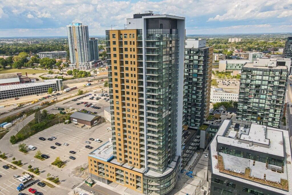 100 Garment Street. Garment Street Condos is located in  Kitchener, Toronto - image #2 of 12