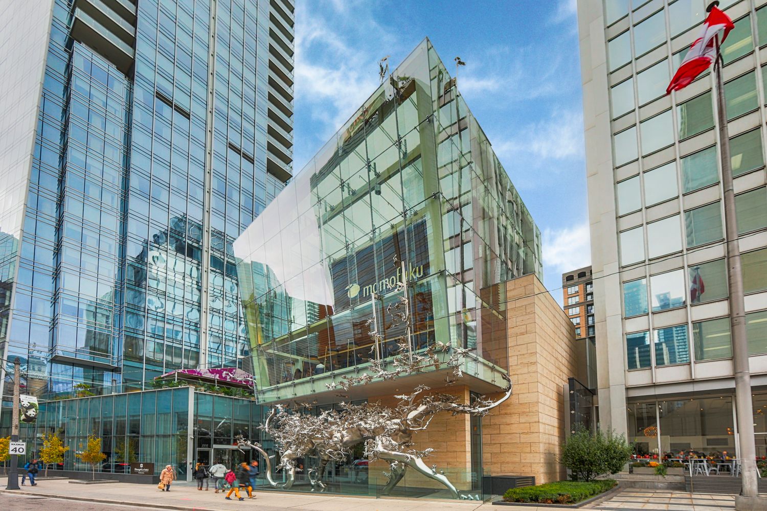 180 University Avenue. Shangri-La is located in  Downtown, Toronto - image #4 of 5