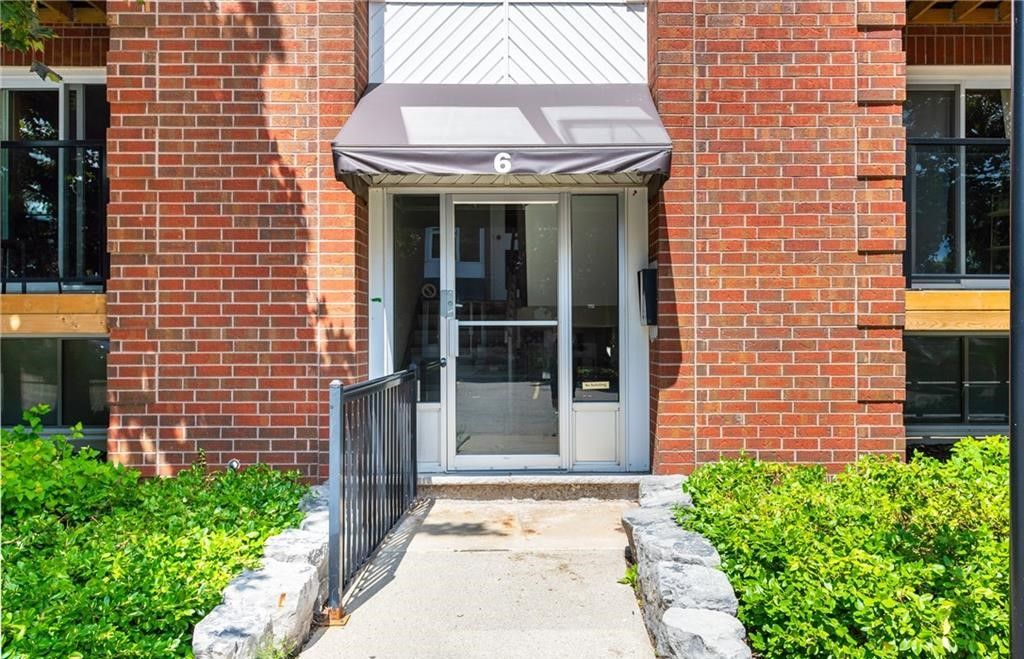 565 Greenfield Avenue. 565 Greenfield Condos is located in  Ottawa, Toronto - image #4 of 5