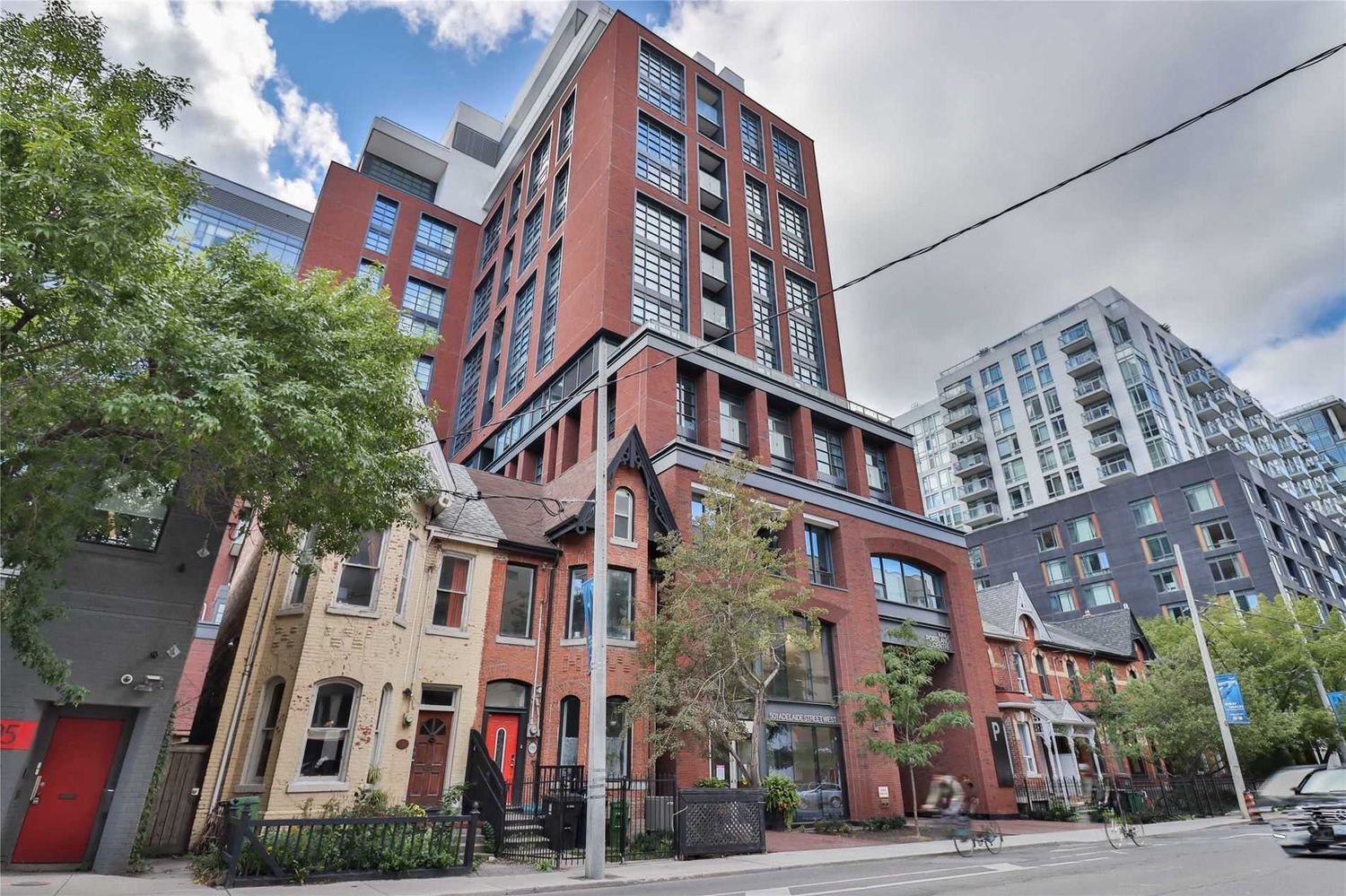 620 King Street W. Kingly Condos is located in  Downtown, Toronto - image #1 of 2