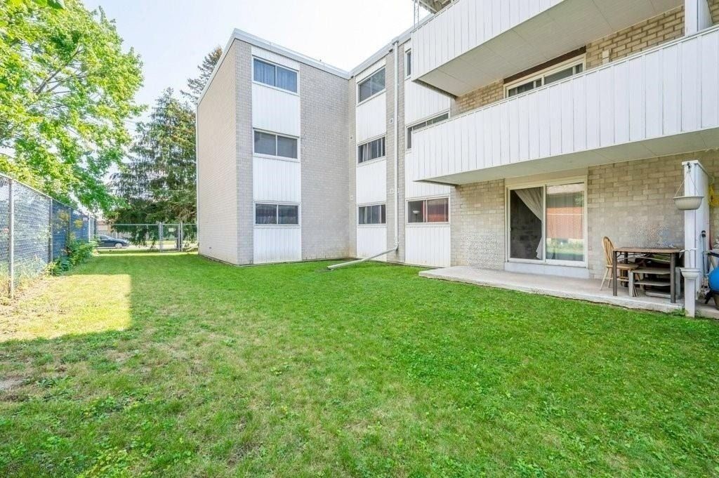 24 Mooregate Crescent. Mooregate Crescent is located in  Kitchener, Toronto - image #3 of 5