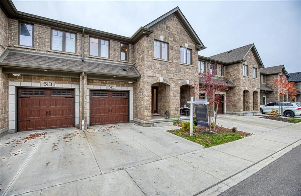 513-523 Hollybrook Crescent. 513-523 Hollybrook Crescent is located in  Kitchener, Toronto - image #1 of 3