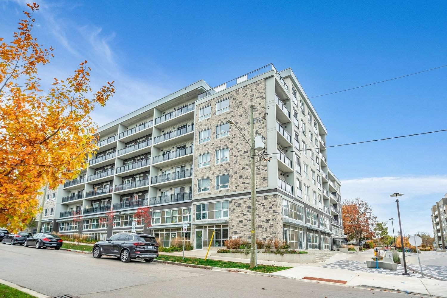 255 Northfield Drive. The Block Condos is located in  Waterloo, Toronto - image #1 of 3