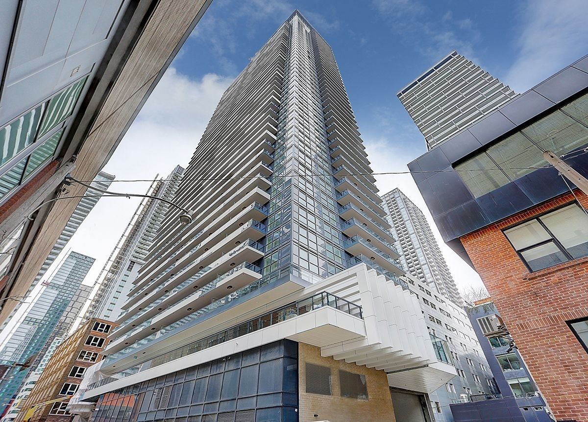 38 Widmer Street. Central Condos is located in  Downtown, Toronto - image #1 of 7