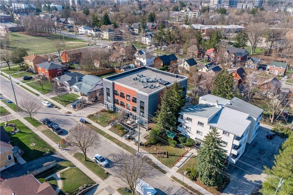 15 Devitt Avenue South. Silver Thread Lofts is located in  Waterloo, Toronto - image #3 of 8