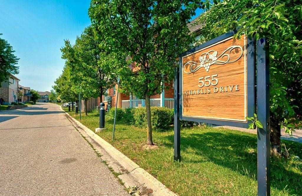 555 Chablis Drive. 555 Chablis Townhomes is located in  Waterloo, Toronto - image #3 of 5