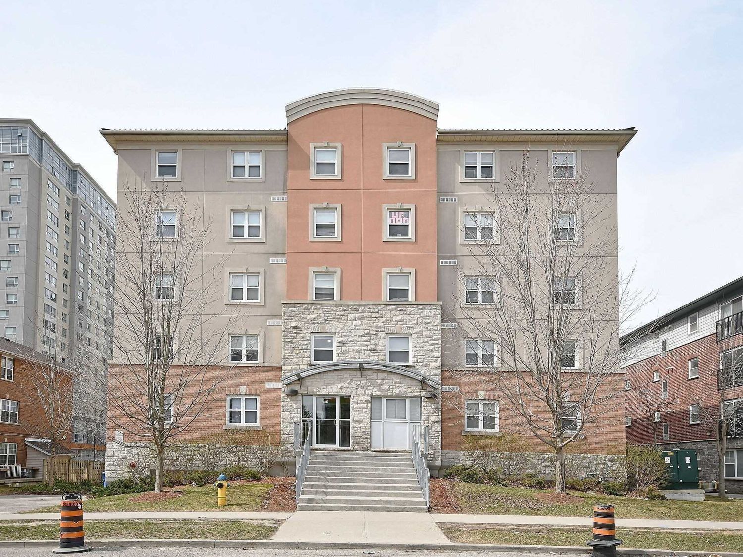 261 Lester Street. 261 Lester is located in  Waterloo, Toronto - image #1 of 4