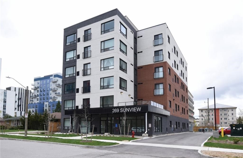 269 Sunview Street. LivSmart Condos is located in  Waterloo, Toronto - image #1 of 4