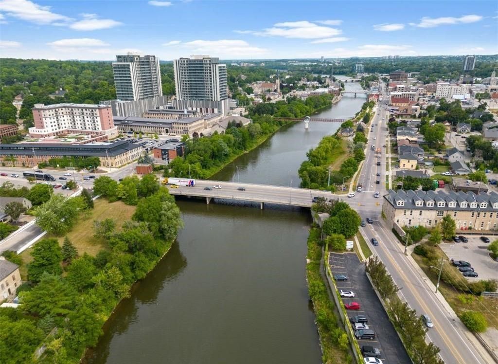 155 Water Street South. RiverFront Condos is located in  Cambridge, Toronto - image #4 of 9