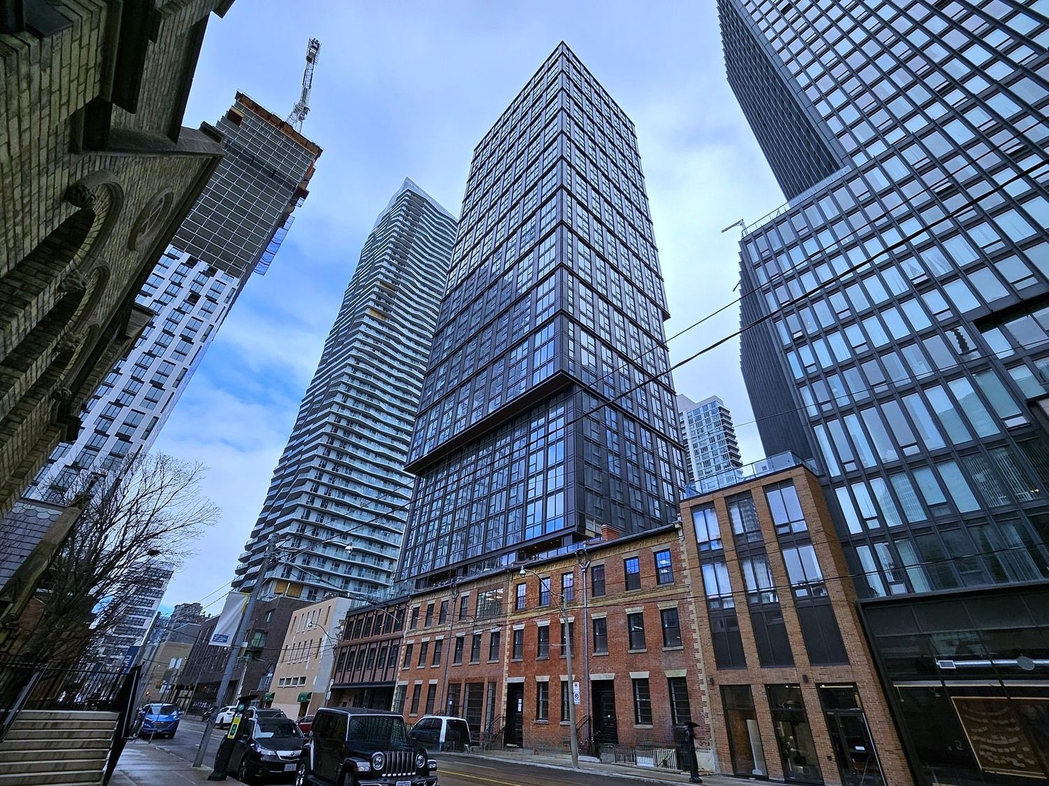 199 Church Street. 199 Church Condos is located in  Downtown, Toronto - image #2 of 6