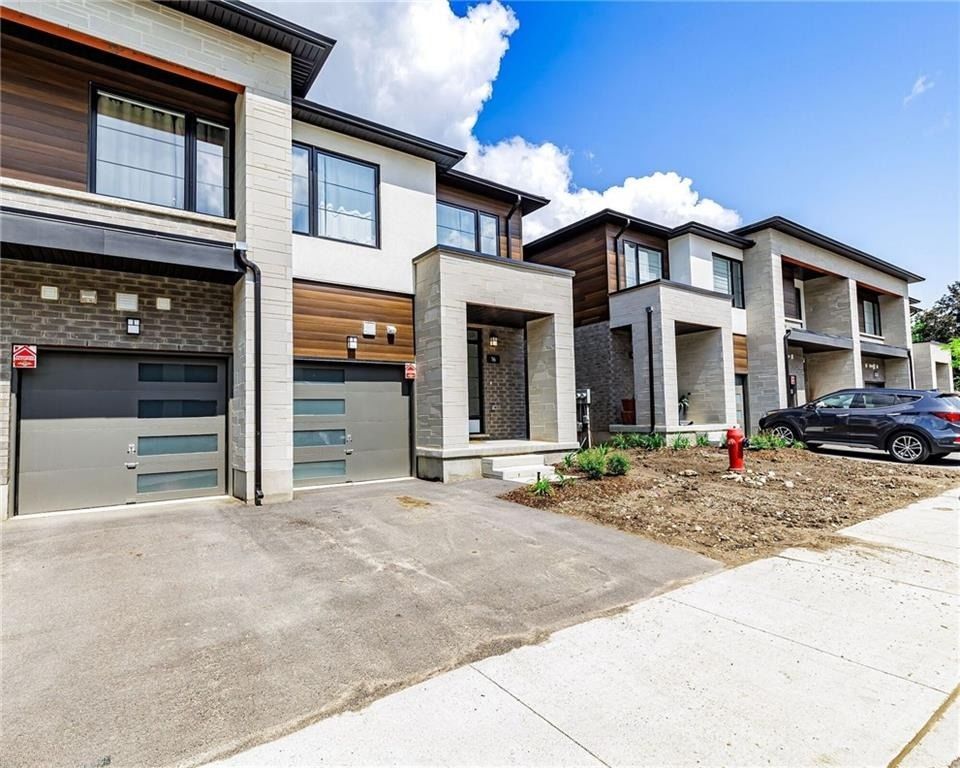 350 River Road. Brook Village Townhomes is located in  Cambridge, Toronto - image #1 of 6