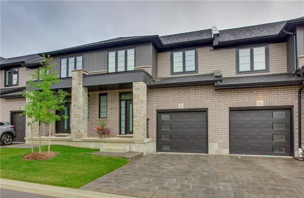 3025 Doyle Drive. 3025 Doyle Drive is located in  London, Toronto - image #1 of 2