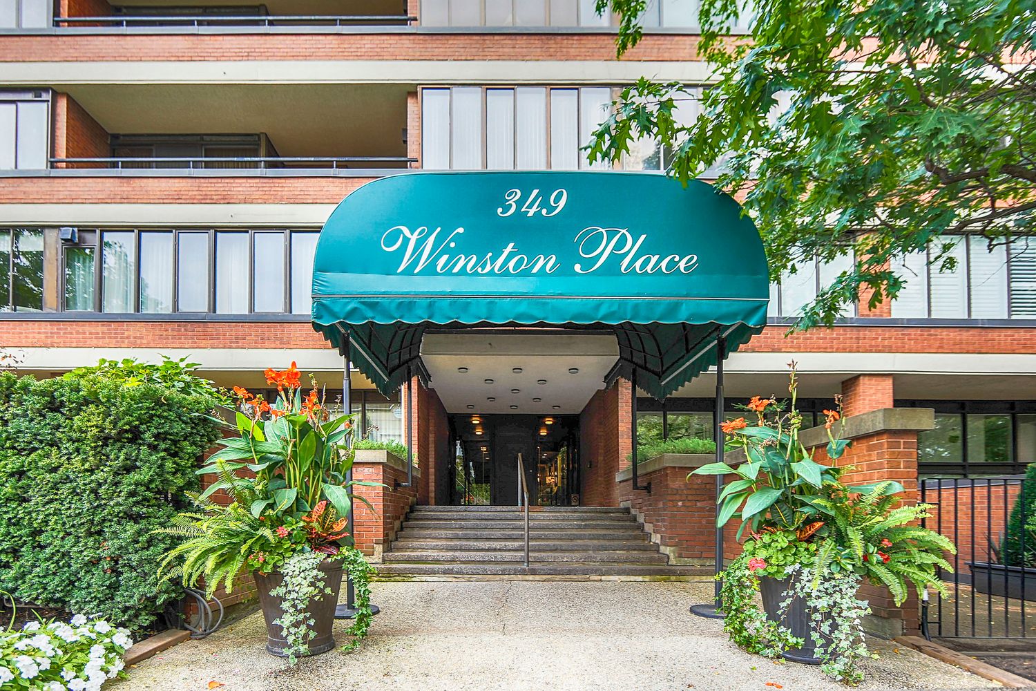 349 St Clair Avenue W. Winston Place is located in  Midtown, Toronto - image #5 of 5