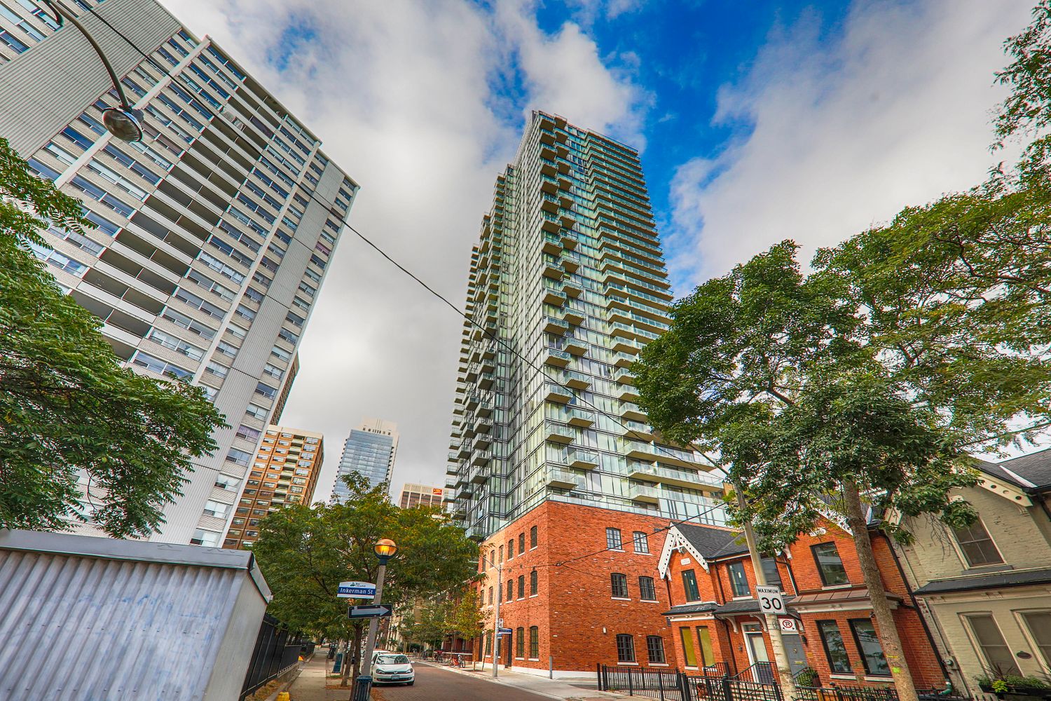 75 St Nicholas Street. Nicholas Residences is located in  Downtown, Toronto - image #2 of 4