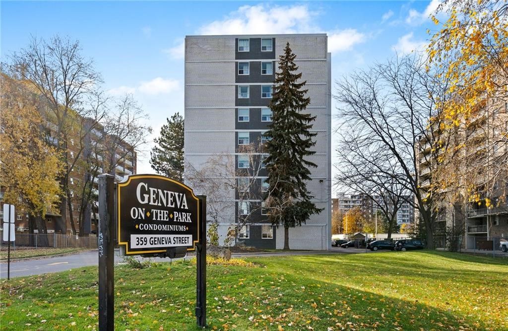 359 Geneva Street. Geneva On The Park Condominiums is located in  St. Catharines, Toronto - image #2 of 6