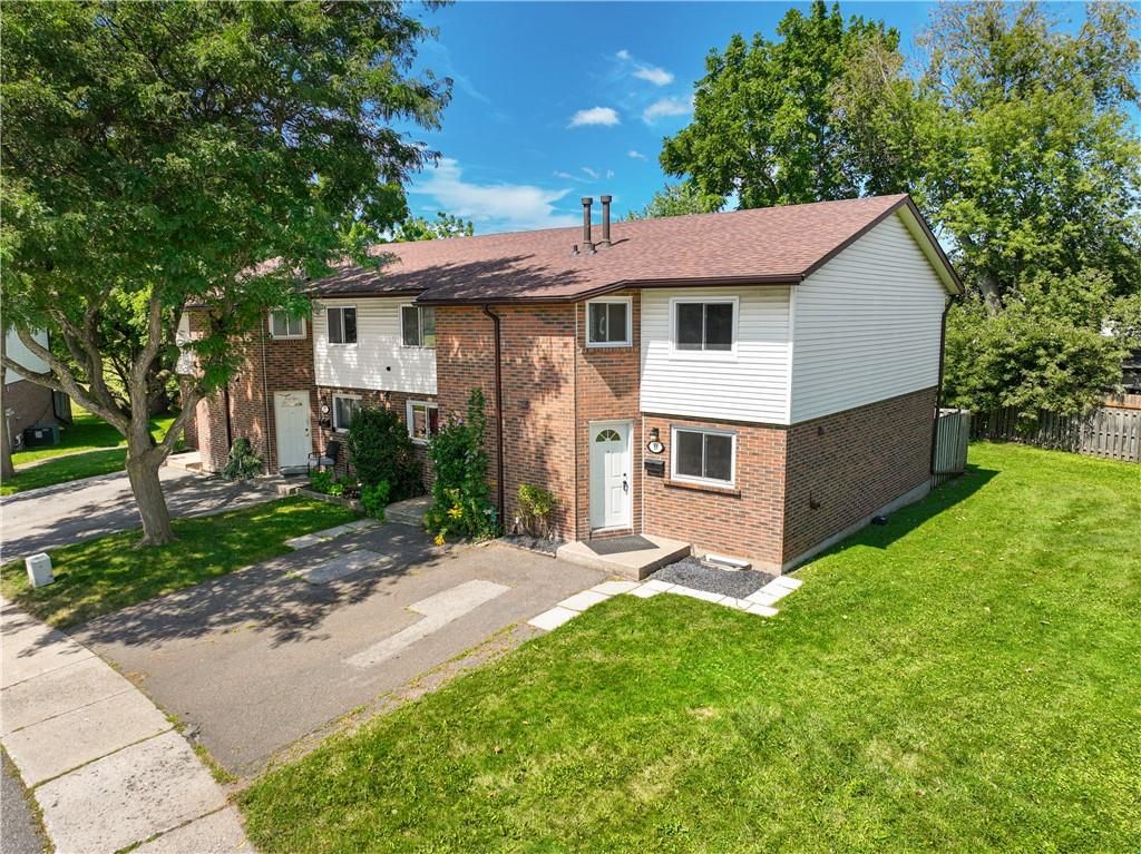 5982 Dunn Street. 5982 Dunn Street is located in  Niagara Falls, Toronto - image #1 of 4