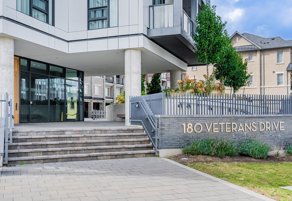 180 Veterans Drive. M Condos is located in  Brampton, Toronto - image #2 of 7