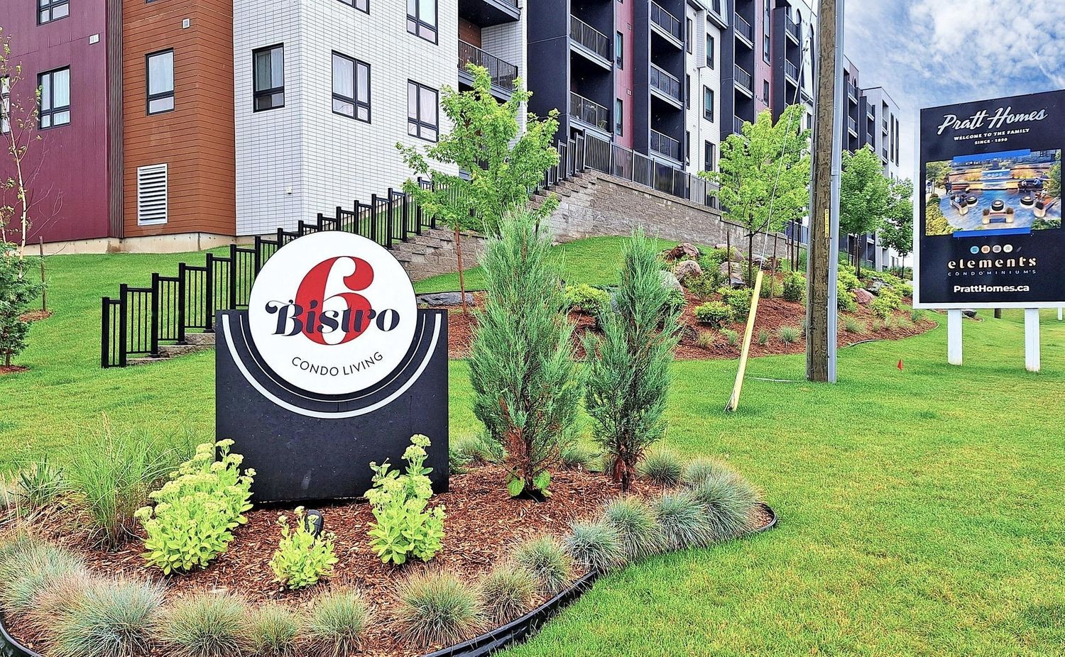 4 Spice Way. Bistro 6 Condos Sumac is located in  Barrie, Toronto - image #3 of 7