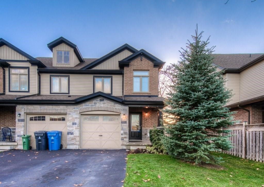 5 Arlington Crescent. 5 Arlington Crescent is located in  Guelph, Toronto - image #1 of 2