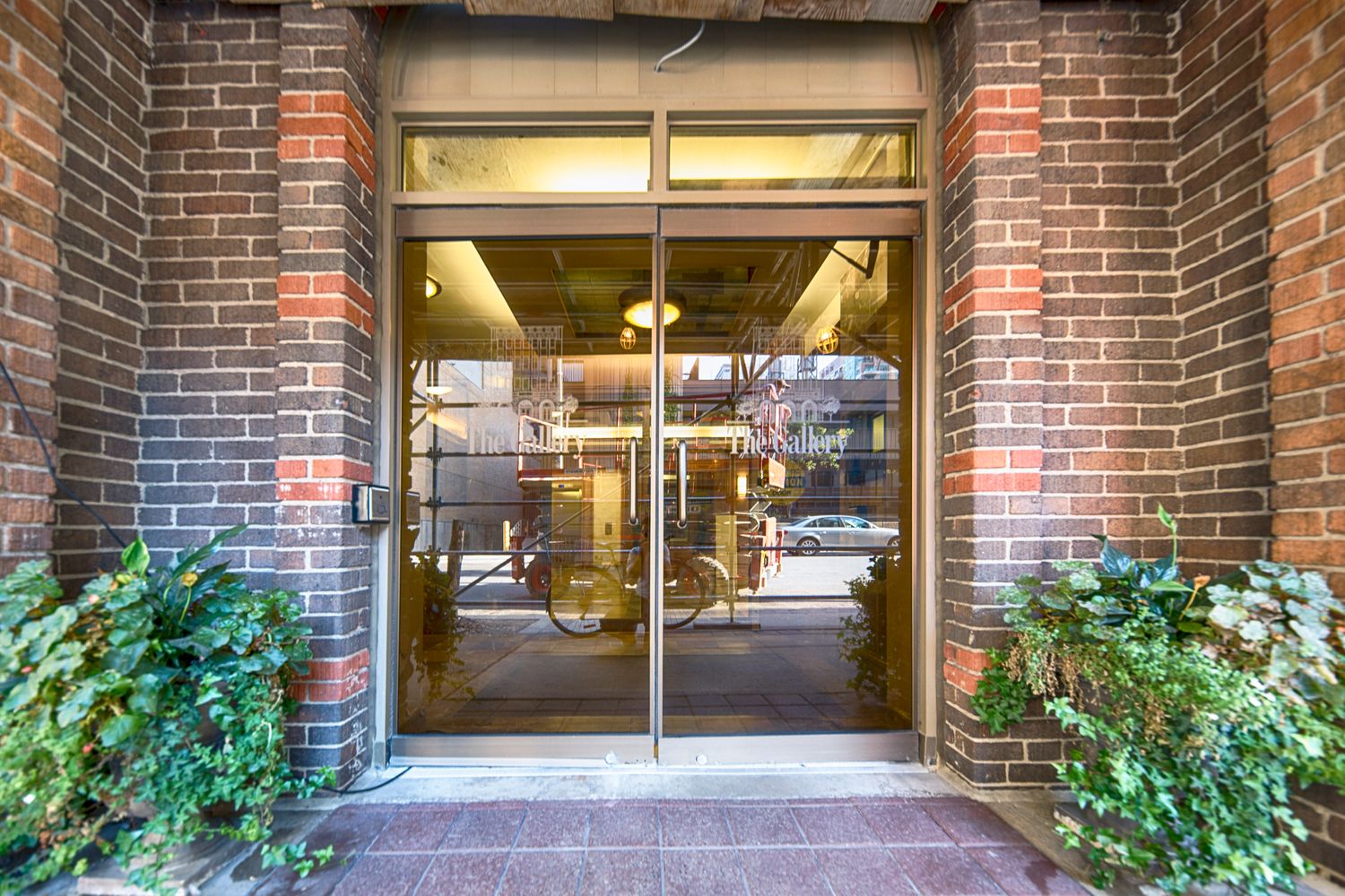 25 Grenville Street. The Gallery is located in  Downtown, Toronto - image #4 of 4