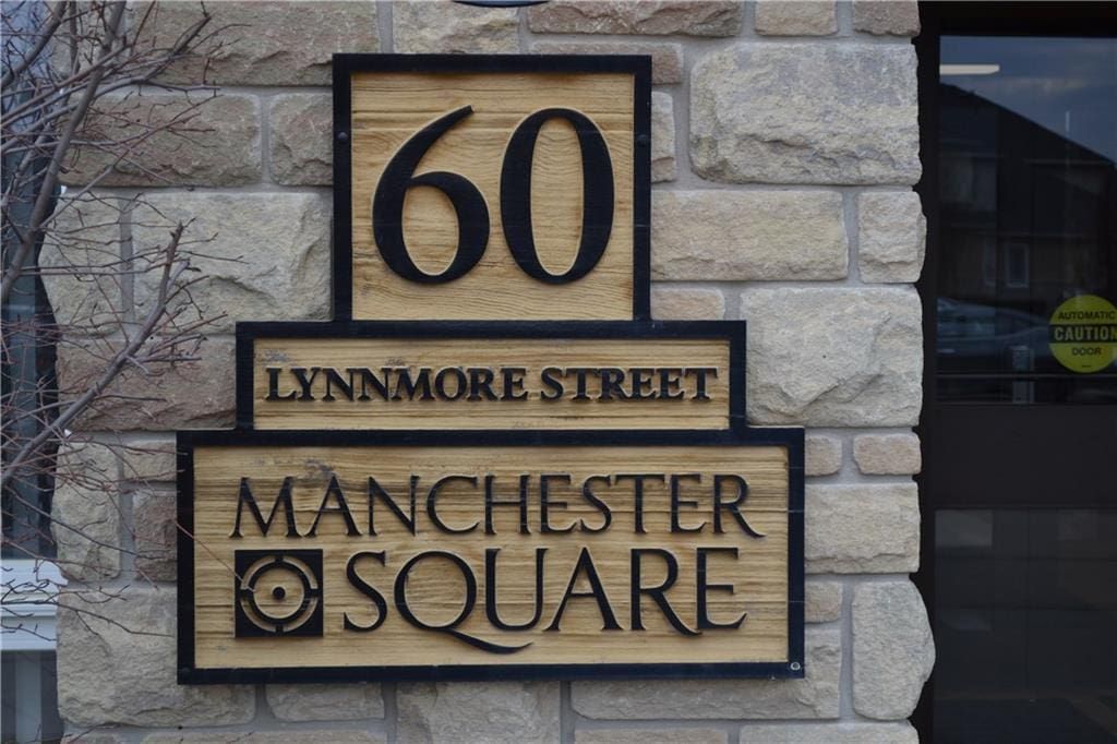 60 Lynnmore Street. Manchester Square is located in  Guelph, Toronto - image #3 of 4