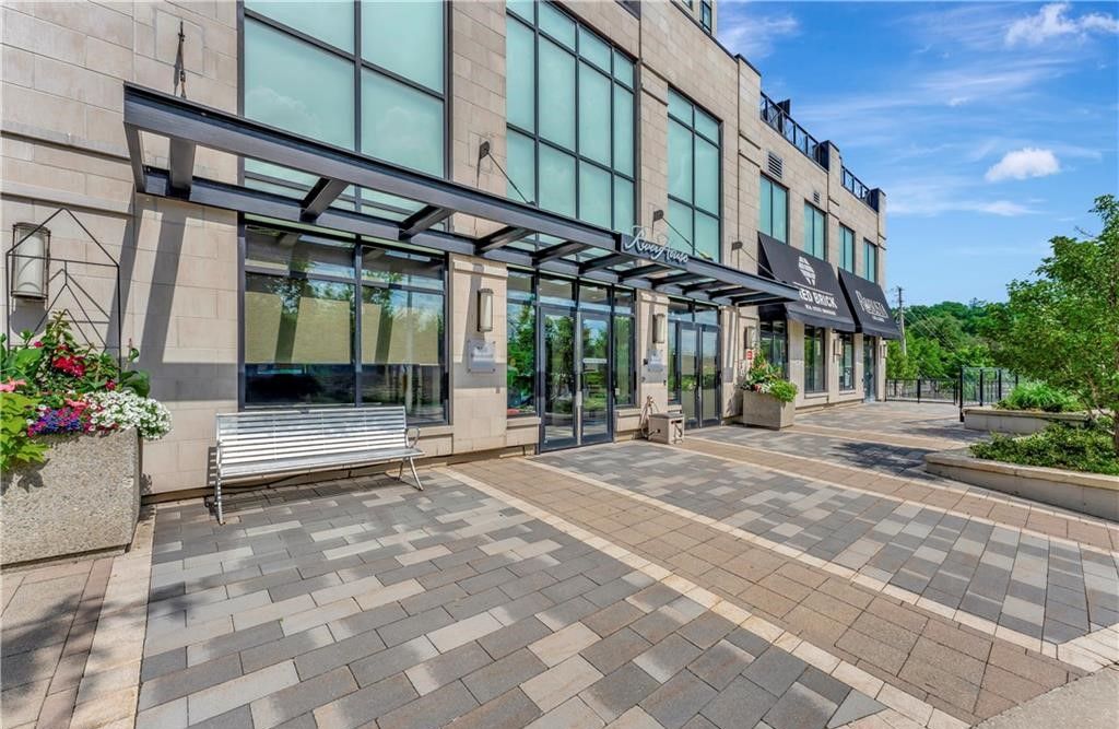 160 Macdonell Street. RiverHouse Condominiums is located in  Guelph, Toronto - image #4 of 10