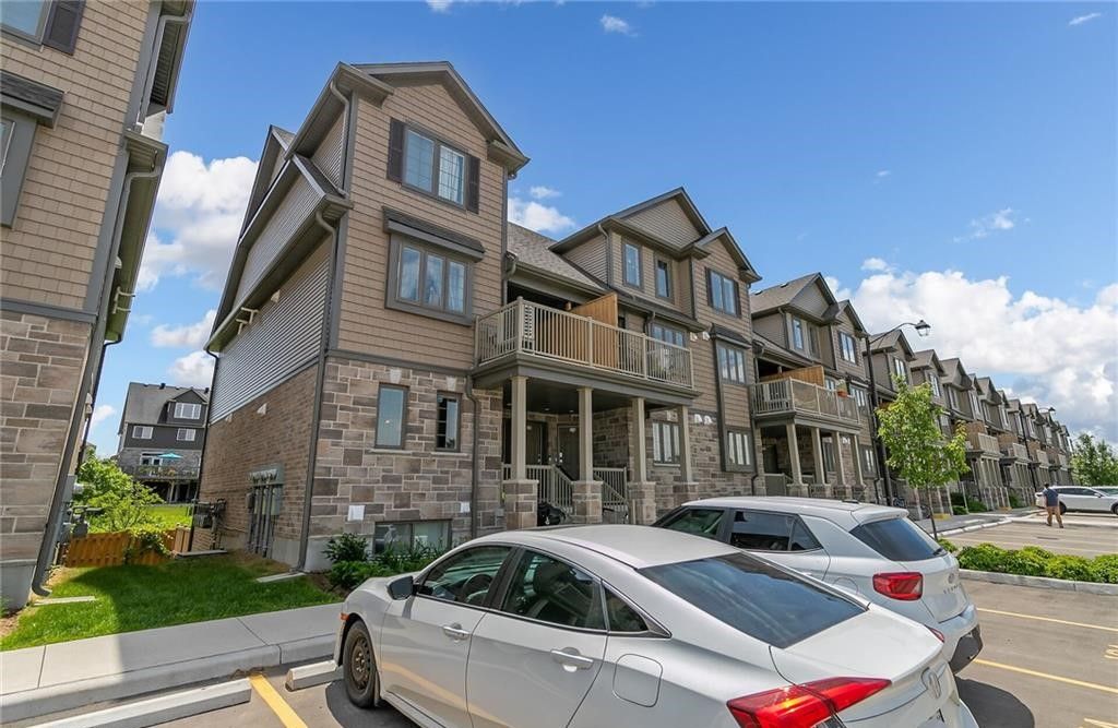 85 Mullin Drive. Live By The Lake Condos is located in  Guelph, Toronto - image #1 of 4