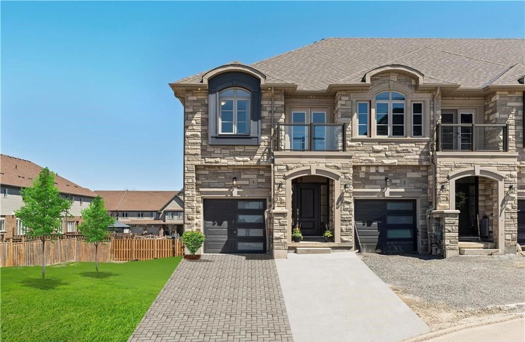 675 Victoria Road. North Ridge Upscale Towns by Guelph Lake is located in  Guelph, Toronto - image #1 of 2