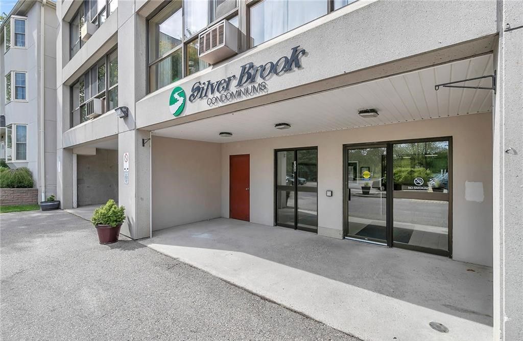 358 Waterloo Avenue. Silver Brook Condos is located in  Guelph, Toronto - image #4 of 7