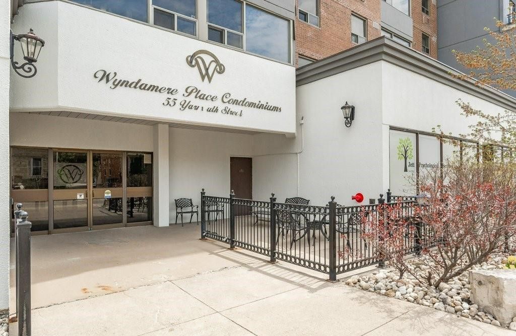 60-64 Baker Street. Wyndamere Place Condos is located in  Guelph, Toronto - image #4 of 6