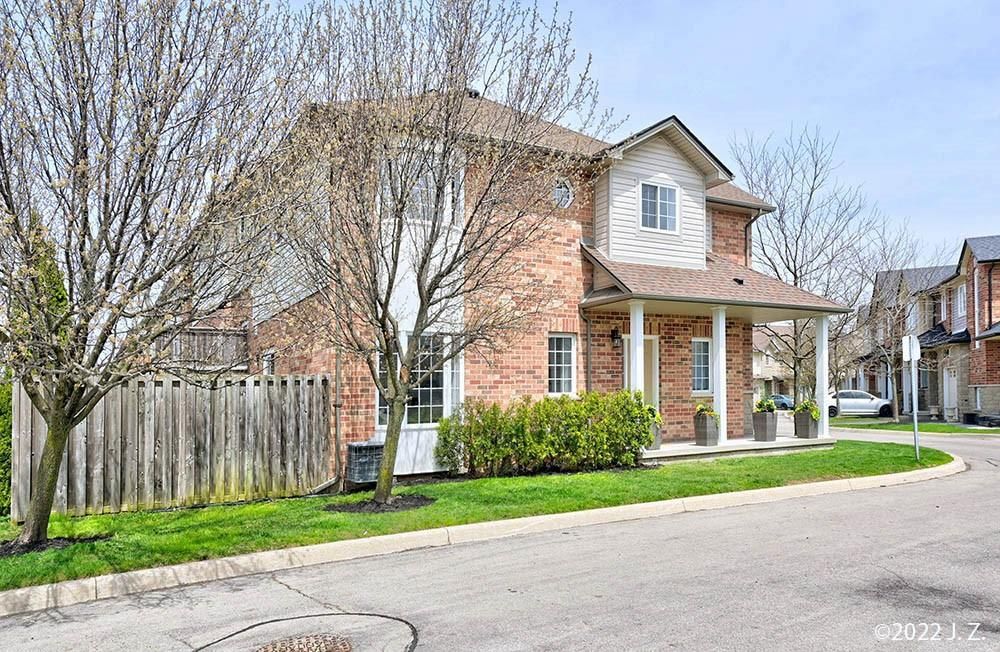 60 Cloverleaf Drive. Tiffany Ridge Meadowlands is located in  Hamilton, Toronto - image #1 of 2