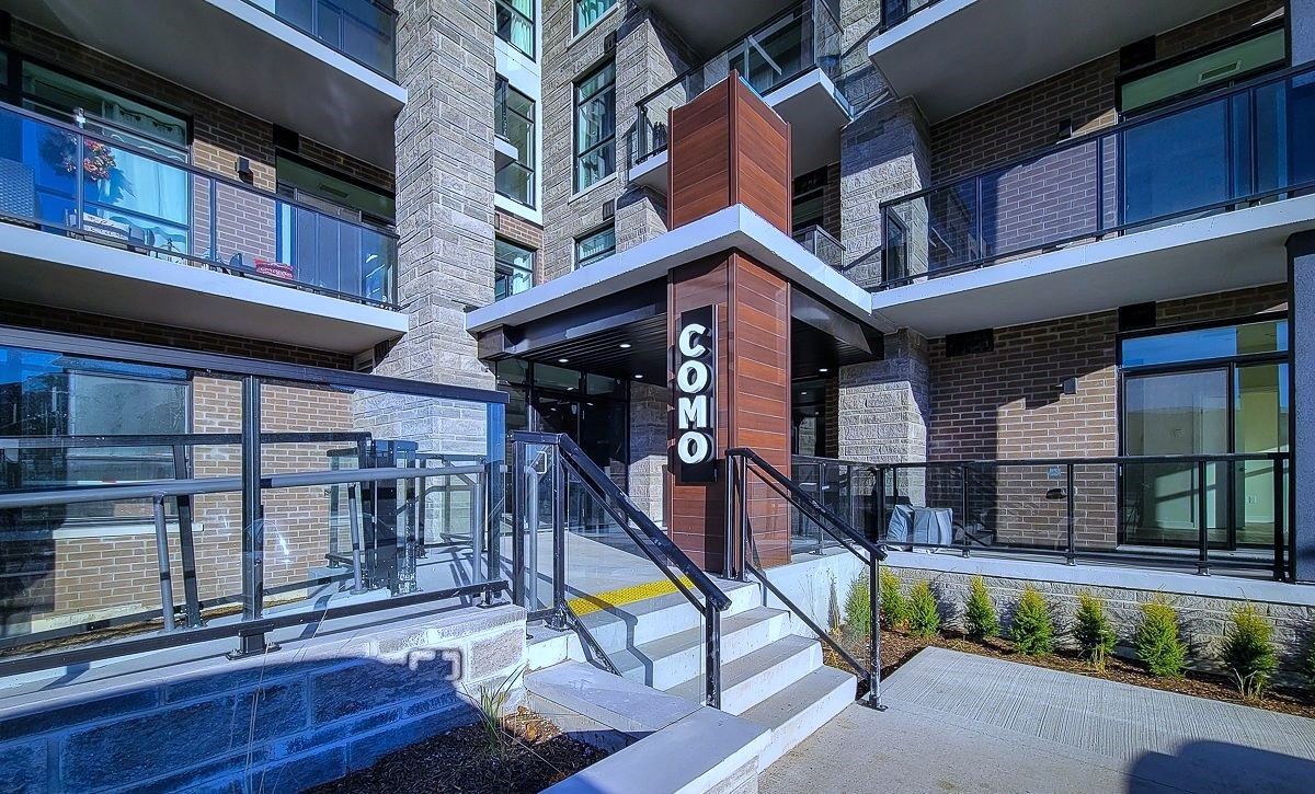 600 North Service Road. CoMo Condos is located in  Hamilton, Toronto - image #3 of 3