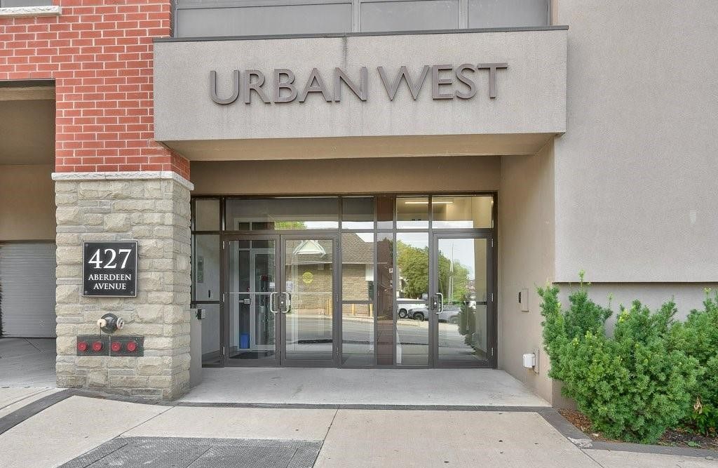 427 Aberdeen Avenue. Urban West is located in  Hamilton, Toronto - image #3 of 5