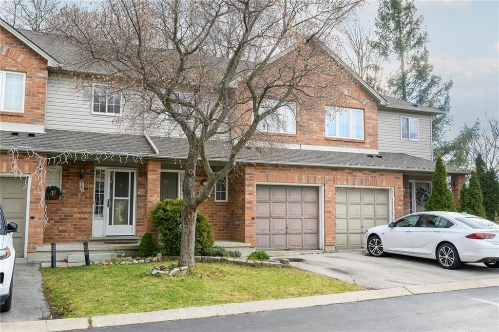 10 Cadham Boulevard. 10 Cadham Boulevard is located in  Hamilton, Toronto - image #1 of 2